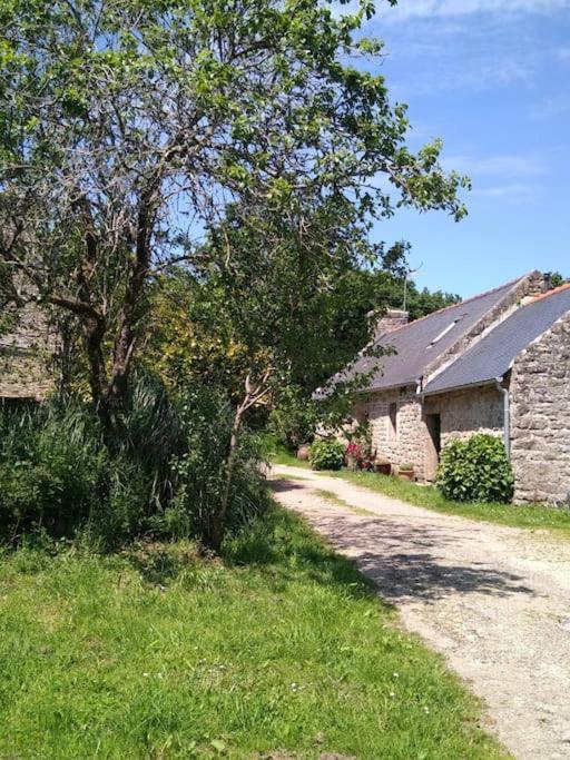 Les Crins De Gaia Villa Plogastel-Saint-Germain Dış mekan fotoğraf
